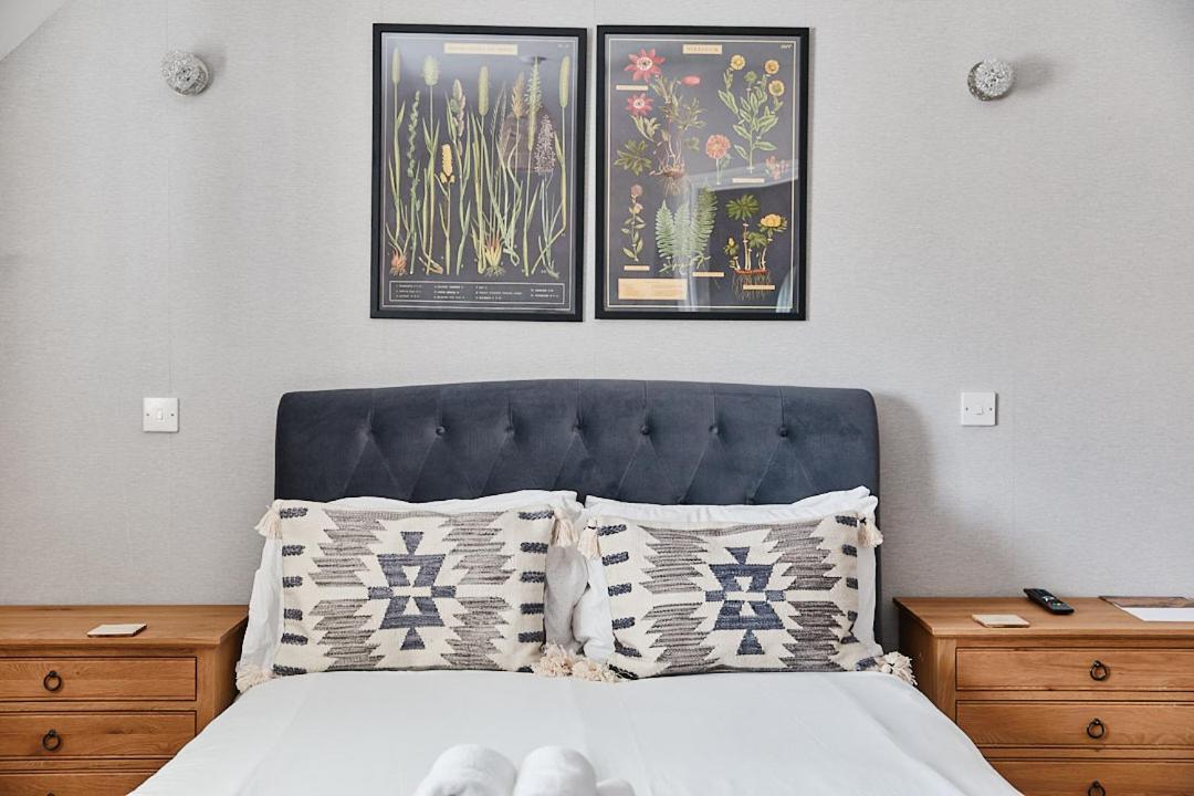 The Bucks Head Bed & Breakfast Carhampton Екстериор снимка