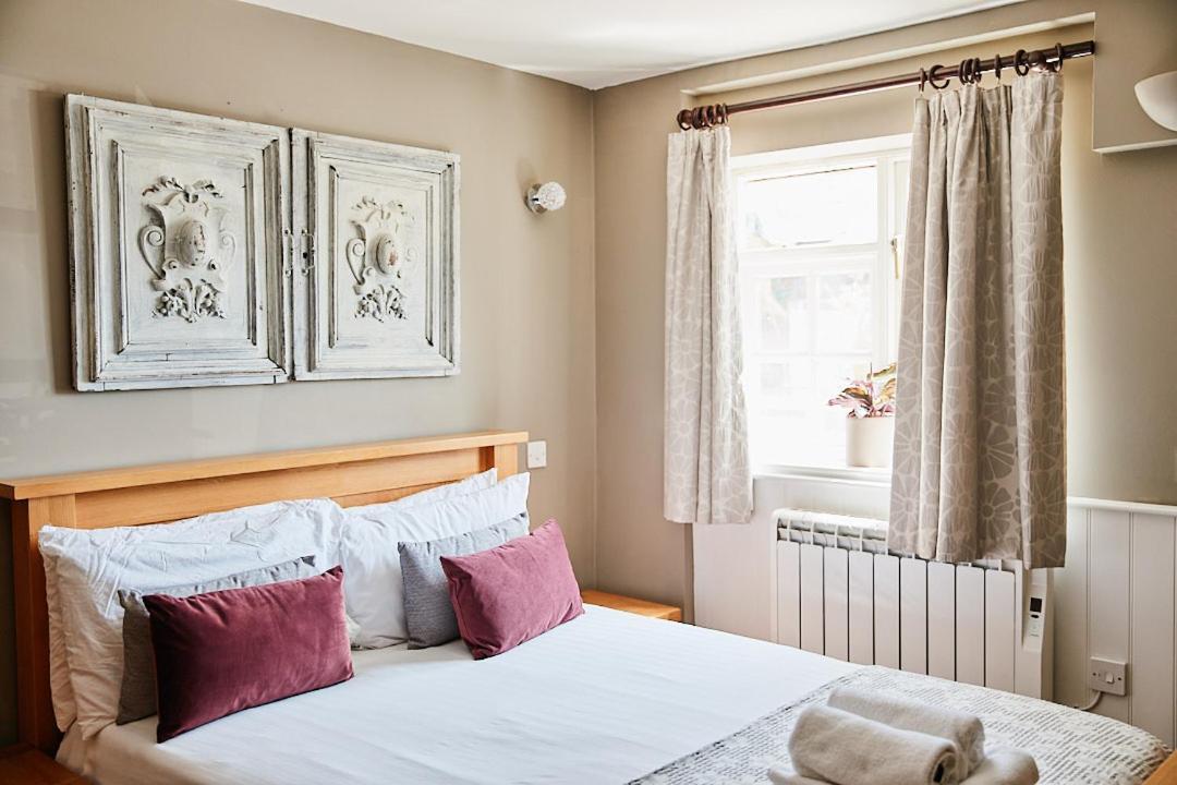 The Bucks Head Bed & Breakfast Carhampton Екстериор снимка